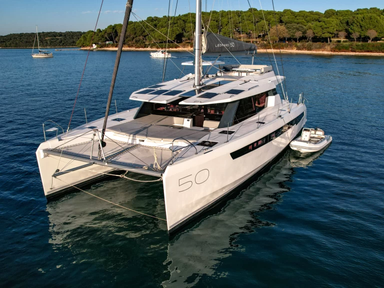 Bareboat Rental Catamaran Leopard with a boat licence