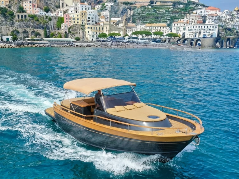 Yacht charter Sorrento cheap Positano 32 Open