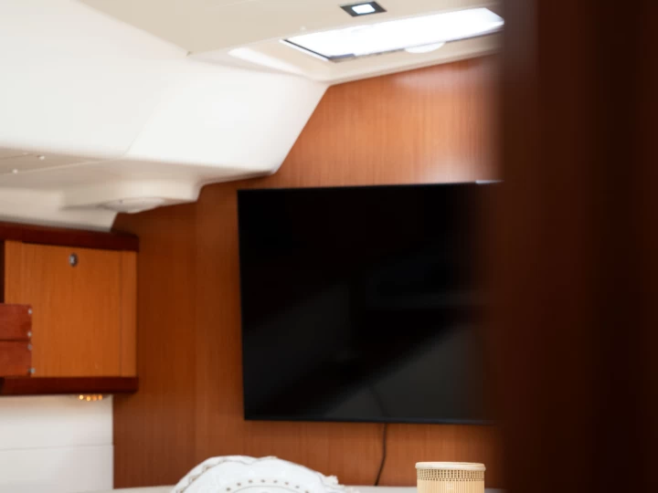 Boat rental Bénéteau Oceanis 46 in Alimos on Samboat