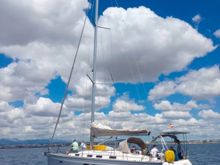 Boat rental Salona Salona 41 in Palma de Mallorca on Samboat