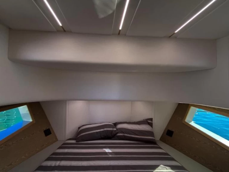 Yacht charter Capri cheap 38