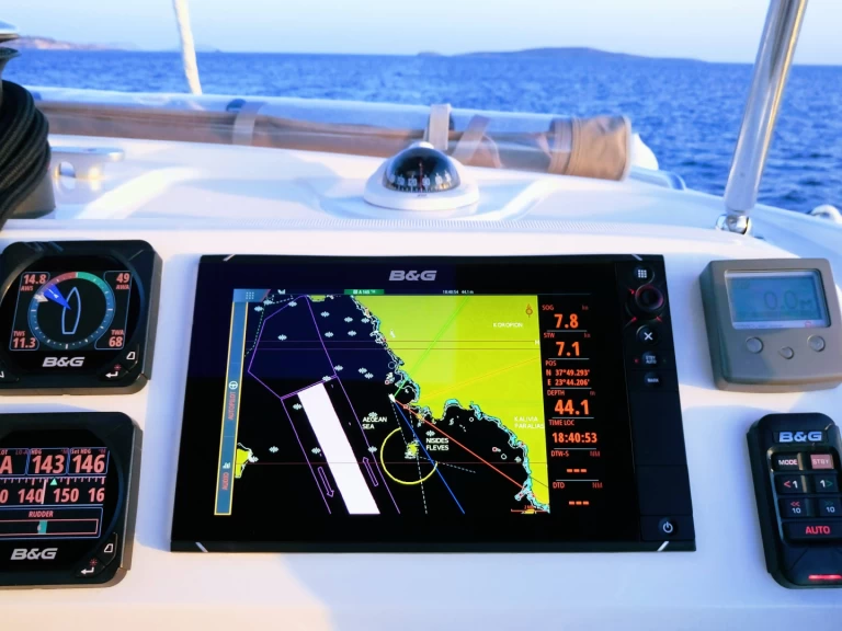 Yacht charter Porto Cheli cheap Lagoon 39