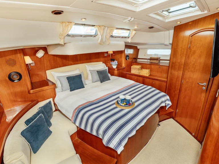 Boat rental Bénéteau Beneteau 57 in Split on Samboat