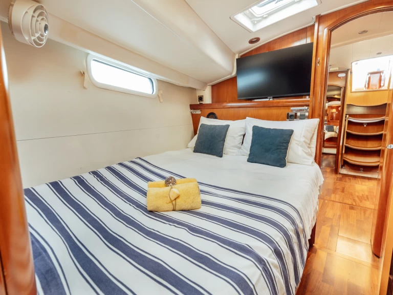 Sailboat for rent Split at the best price