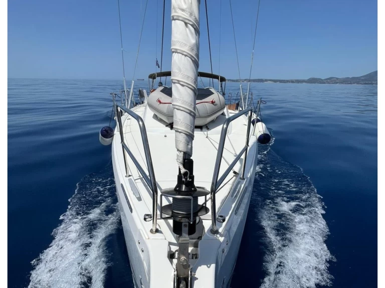 Rent a Jeanneau Sun Odyssey 410 (2023) Lefkáda