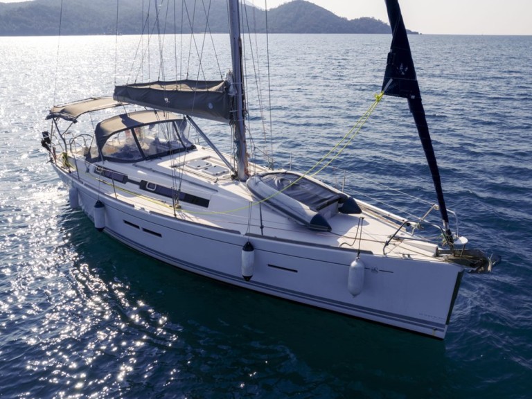 Rent a Dufour Dufour 405 Grand Large Göcek