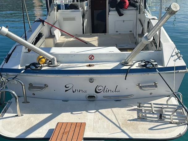 Motorboat rental in Taranto - Mochi Craft Mochi 40