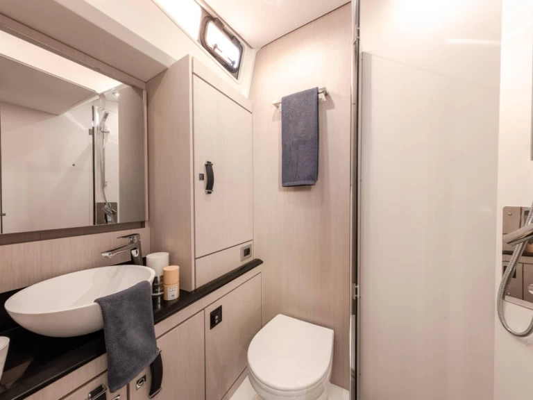 Yacht charter Brindisi cheap Jeanneau 60