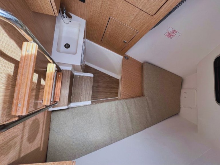 Boat rental Bavaria Bavaria C50 in Cecina on Samboat