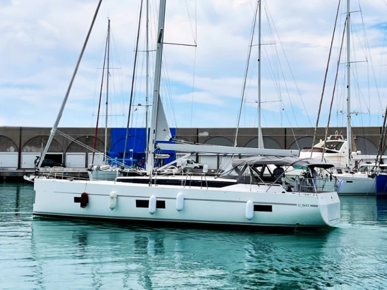 Sailboat rental with or without captain Bavaria Cecina