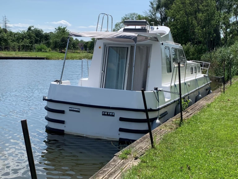 Houseboat for rent Mittersheim at the best price