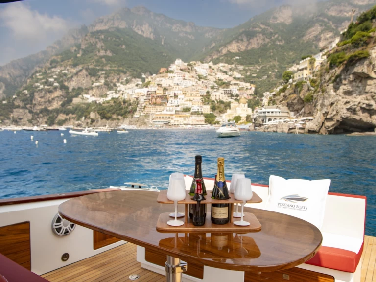 italyure 38 Ft charter bareboat or captained in  Positano