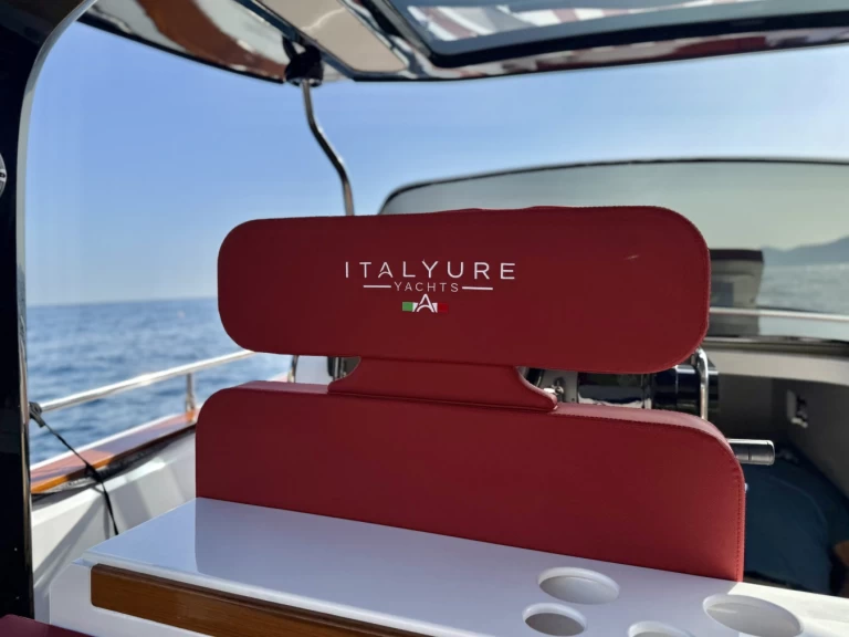 Yacht charter Positano cheap 38 Ft