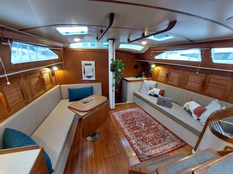 Sailboat for rent Sant Antoni de Portmany at the best price