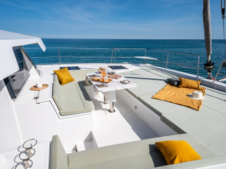 Yacht charter Saint-Mandrier-sur-Mer cheap Bali 4.6