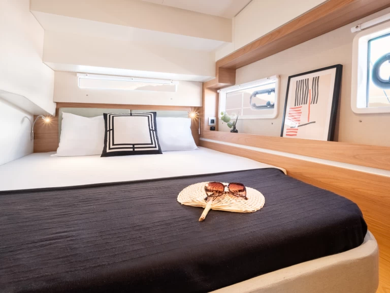 Yacht charter Saint-Mandrier-sur-Mer cheap Bali 4.2