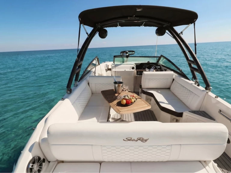 Rent a Sea Ray  250 sdx Ayia Napa