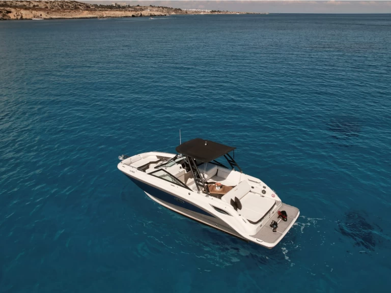 Motorboat rental with or without captain Sea Ray Ayia Napa
