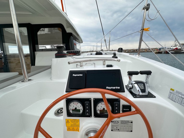 Rent a Excess Excess 11 3cabins Palma de Mallorca