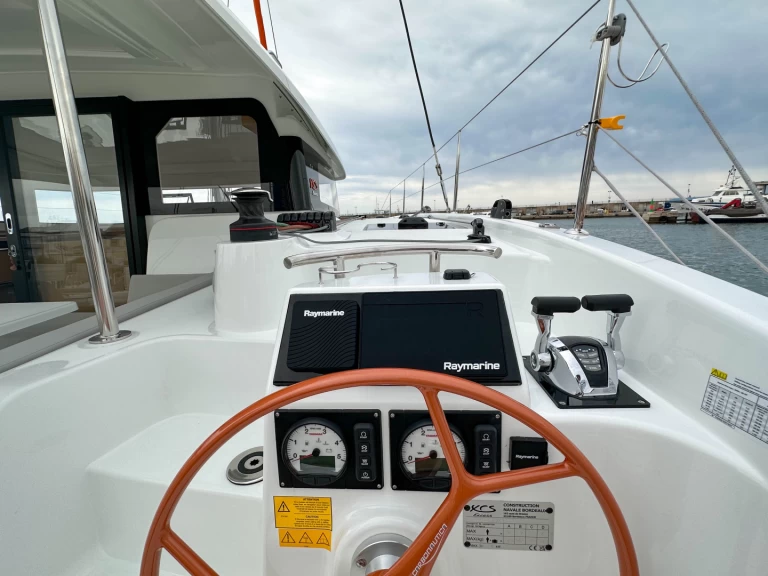 Rent a Excess Excess 11 3cabins Palma de Mallorca