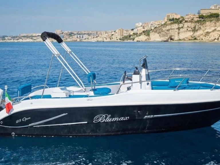 Motorboat rental with or without captain Blumax Taormina