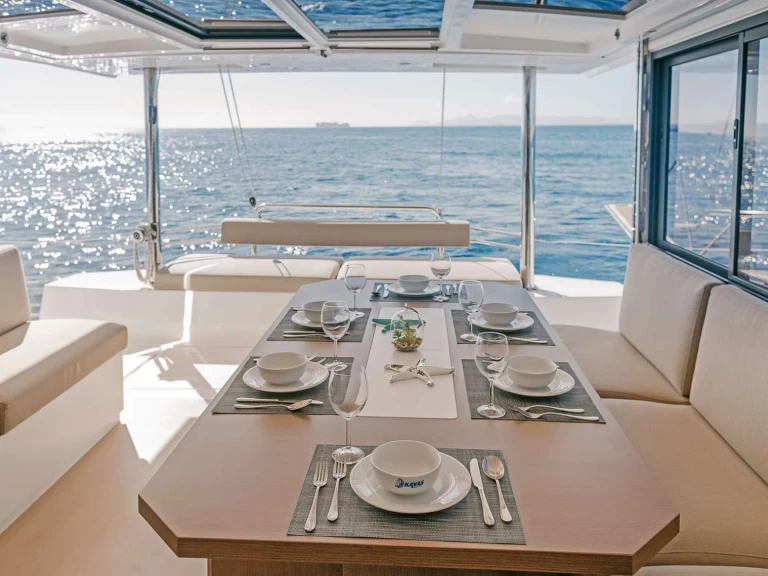 Boat rental Bali Kos 46.Cat12 in Alimos on Samboat