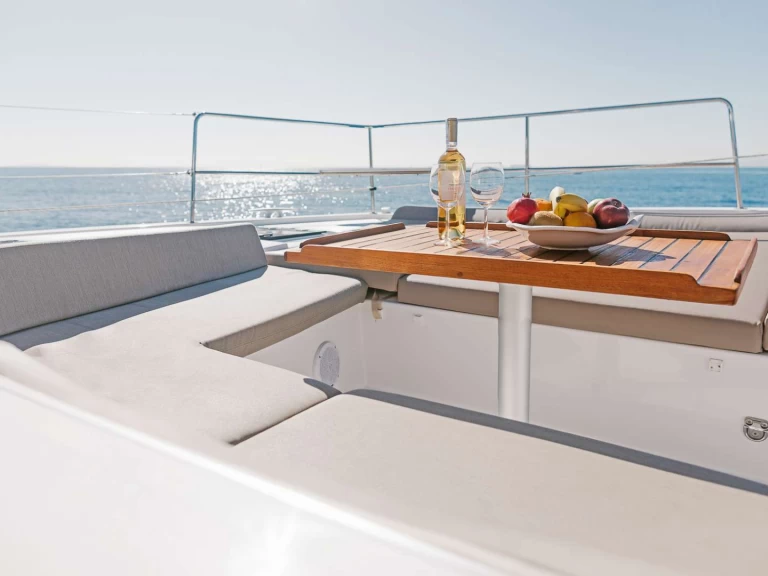 Bali Kos 46.Cat12 charter bareboat or captained in  Alimos