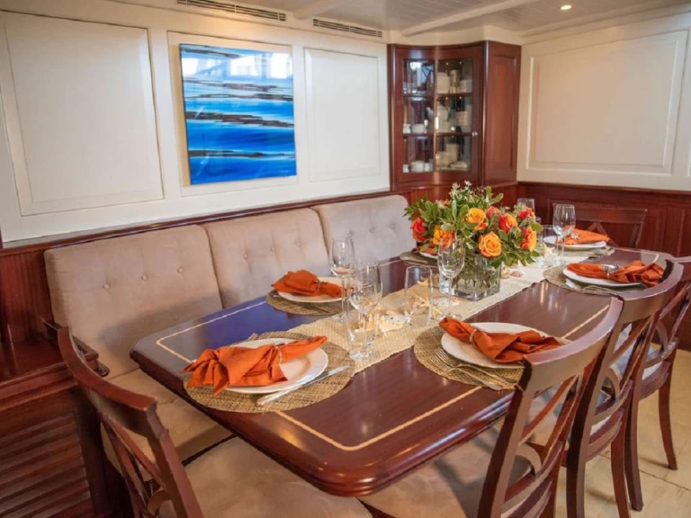 Boat rental Holland  AURELIUS  in Antigua on Samboat