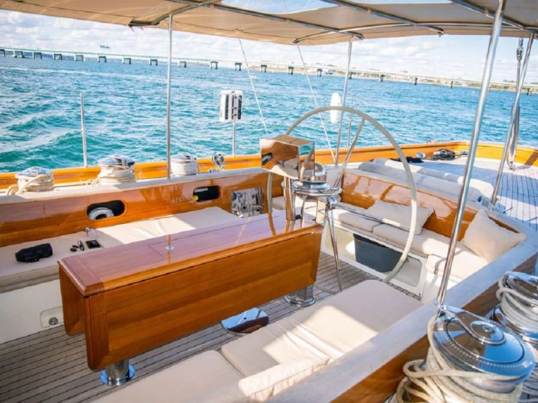 Holland  AURELIUS  charter bareboat or captained in  Antigua