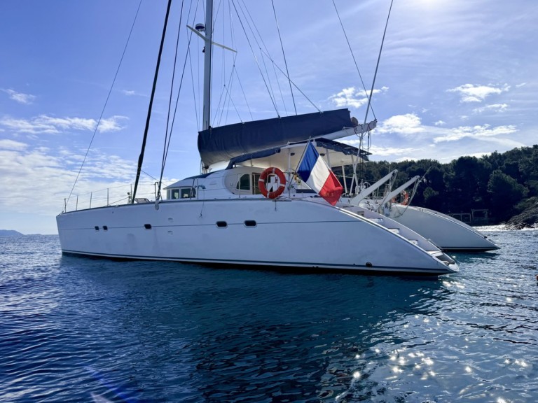 Bareboat Rental Catamaran Lagoon with a boat licence