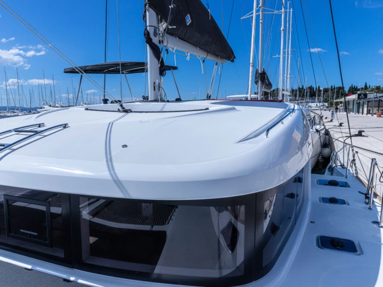 Yacht charter Komolac cheap Lagoon 40