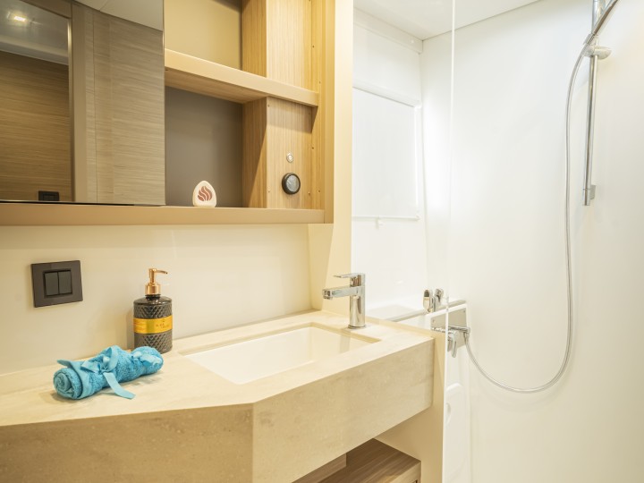 Lagoon Lagoon 46 charter bareboat or captained in  Piso Livadi