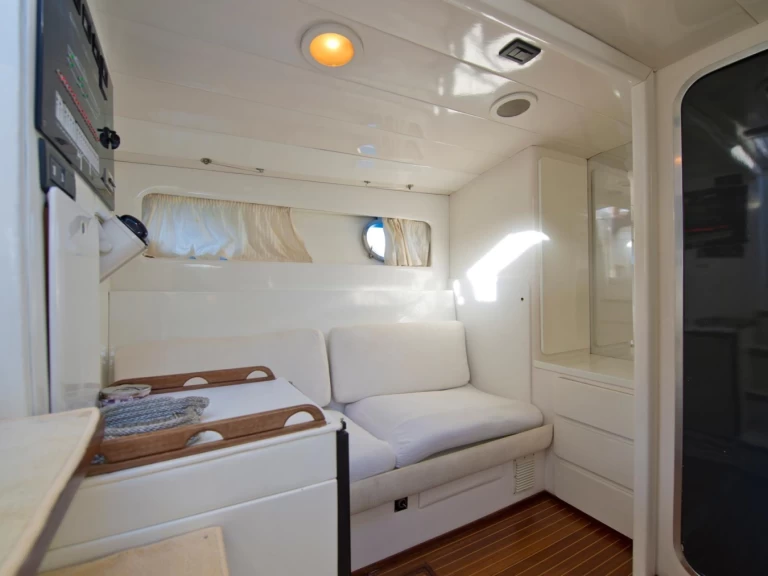 Boat rental Baia 40 FT in Positano on Samboat