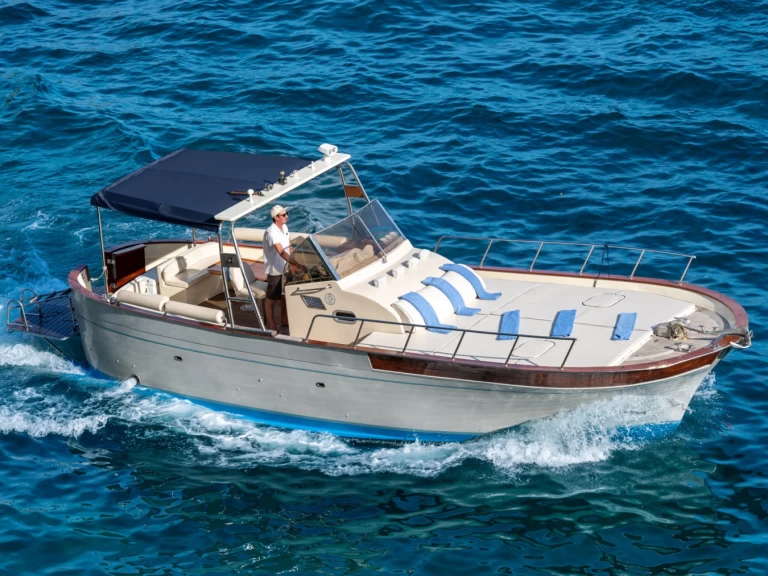 Gozzo 34 FT charter bareboat or captained in  Positano