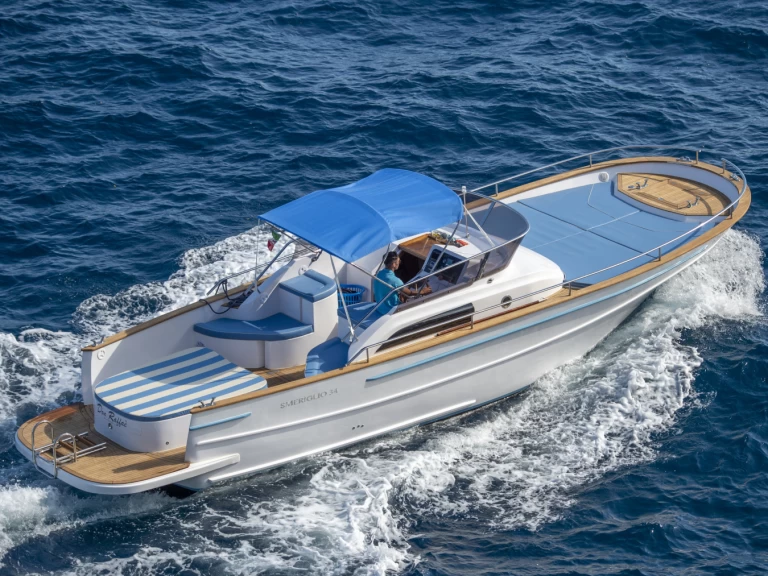 Motorboat rental in Positano - Gozzo 34 FT