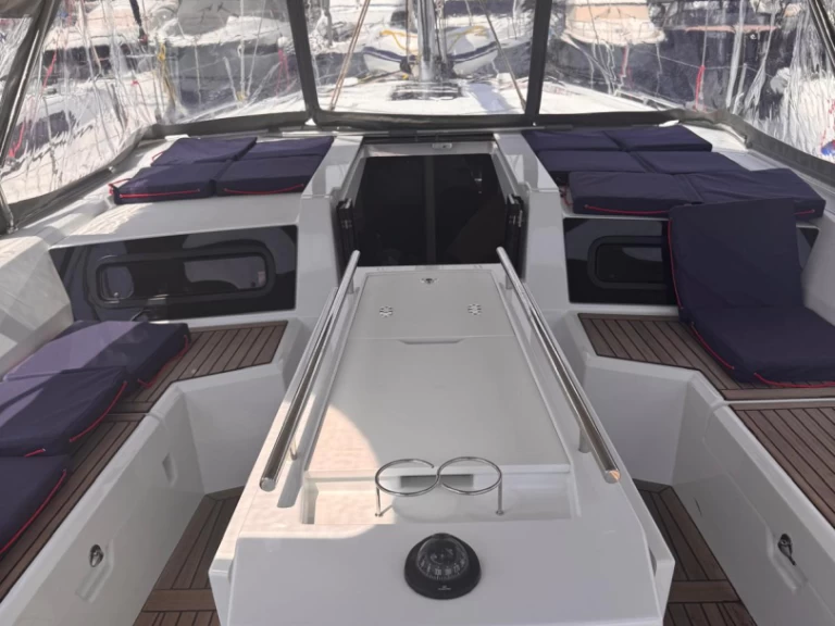 Yacht charter Split cheap Oceanis 46.1