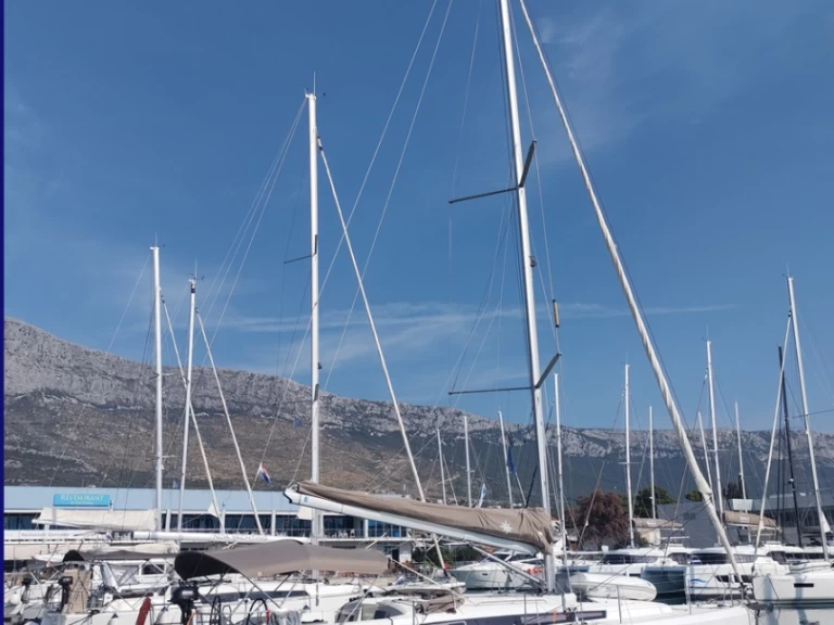 Sailboat for rent Split at the best price