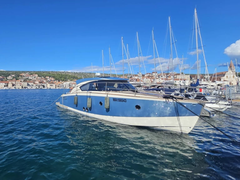 Rent a Brioni Yachts Brioni 44 Split
