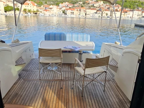 Motorboat rental with or without captain Brioni Yachts Split