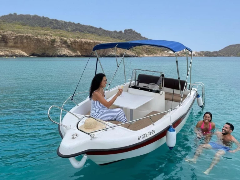 Mareti 45O open charter bareboat or captained in  Roda de Barà