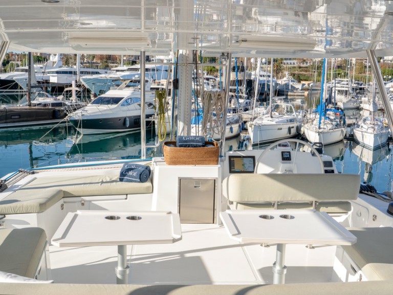 Bareboat Rental Catamaran Bali with a boat licence