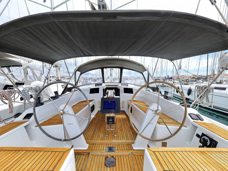 Sailboat for rent Biograd na Moru at the best price