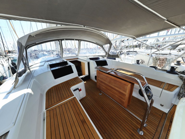 Rent a Hanse Hanse 458 Biograd na Moru