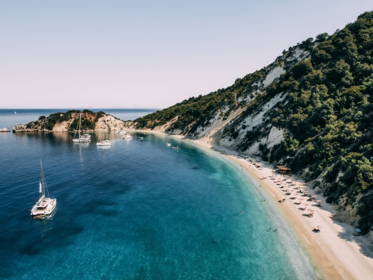 Lagoon Lagoon 42 in Lygia on SamBoat