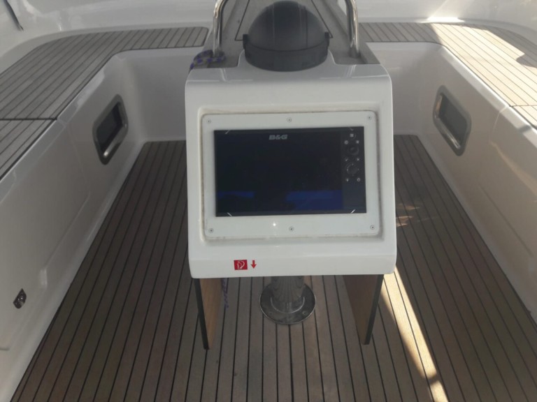 Sailboat rental with or without captain Bavaria Salamina