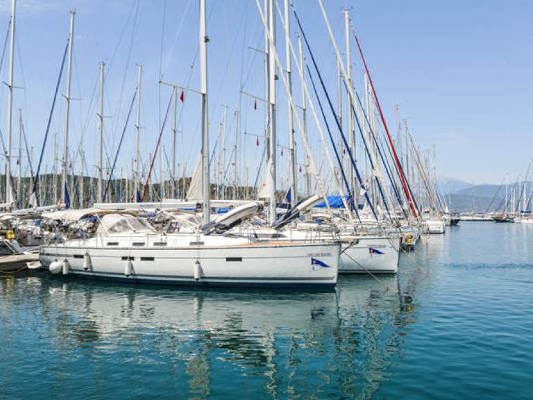 Rent a Bavaria Cruiser 45 Fethiye