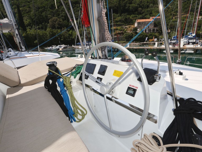 Boat rental Bali Bali 4.2 in Komolac on Samboat