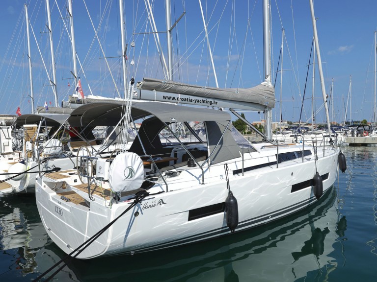 Bareboat Rental Sailboat Hanse with a boat licence