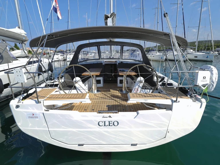 Sailboat for rent Sukošan at the best price