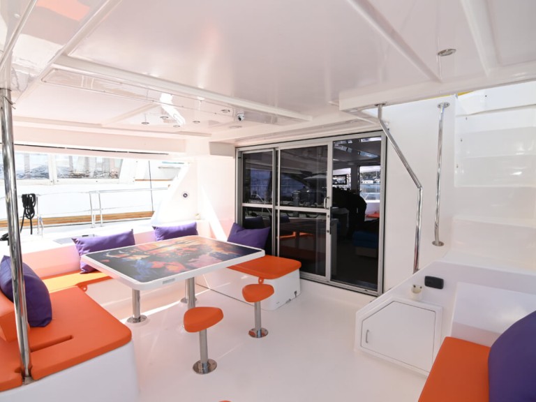 Bareboat Rental Catamaran Leopard Catamarans / Robertson & Caine with a boat licence